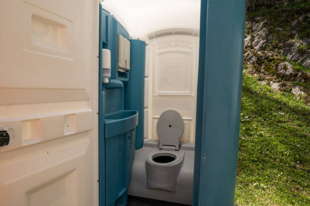 Types of Portable Toilets We Offer in Soulsbyville, CA